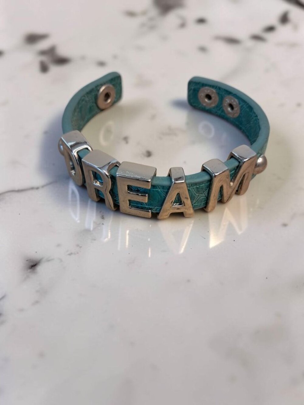 BCBGeneration Teal Crocodile Embossed Leather DREAM Charm Bracelet Y2K Cuff